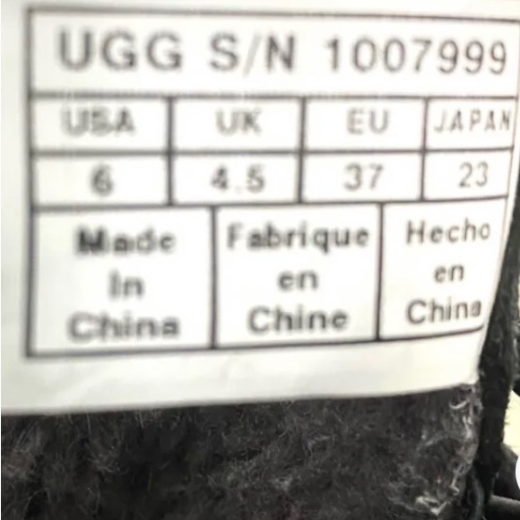 EUC UGG Waterproof Women's Black Leather Lace Up Ankle Boots s/n 1007999 Sz 6 - Picture 10 of 10